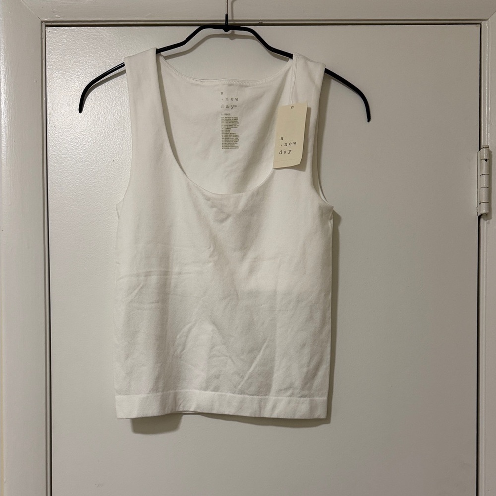 Women's A new day White Tank Top